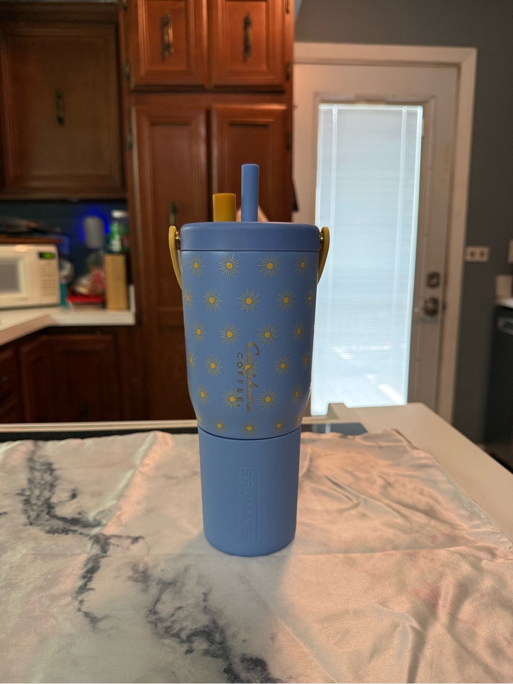 Brumate/Caribou collaboration Resa 35 oz in Sunshine Swing